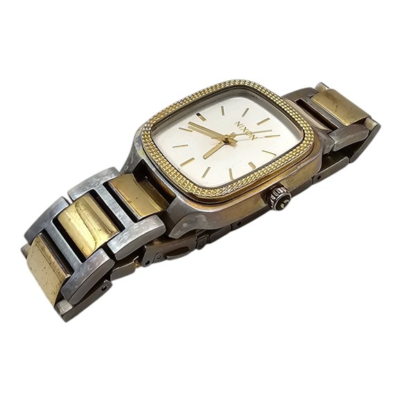 Vintage Nixon The Shelley Gold Tone Stainless Steel Watch‎ - Working main image 9